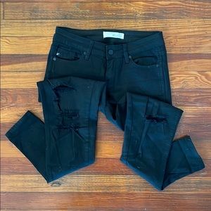 KanCan Distressed Black Skinny Jeans | Size 5 / 26